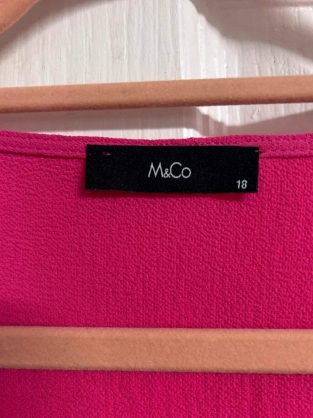 M&Co Fuchsia Sleeveless Front Ruffle Blouse Top Size 18 - Picture 3 of 5